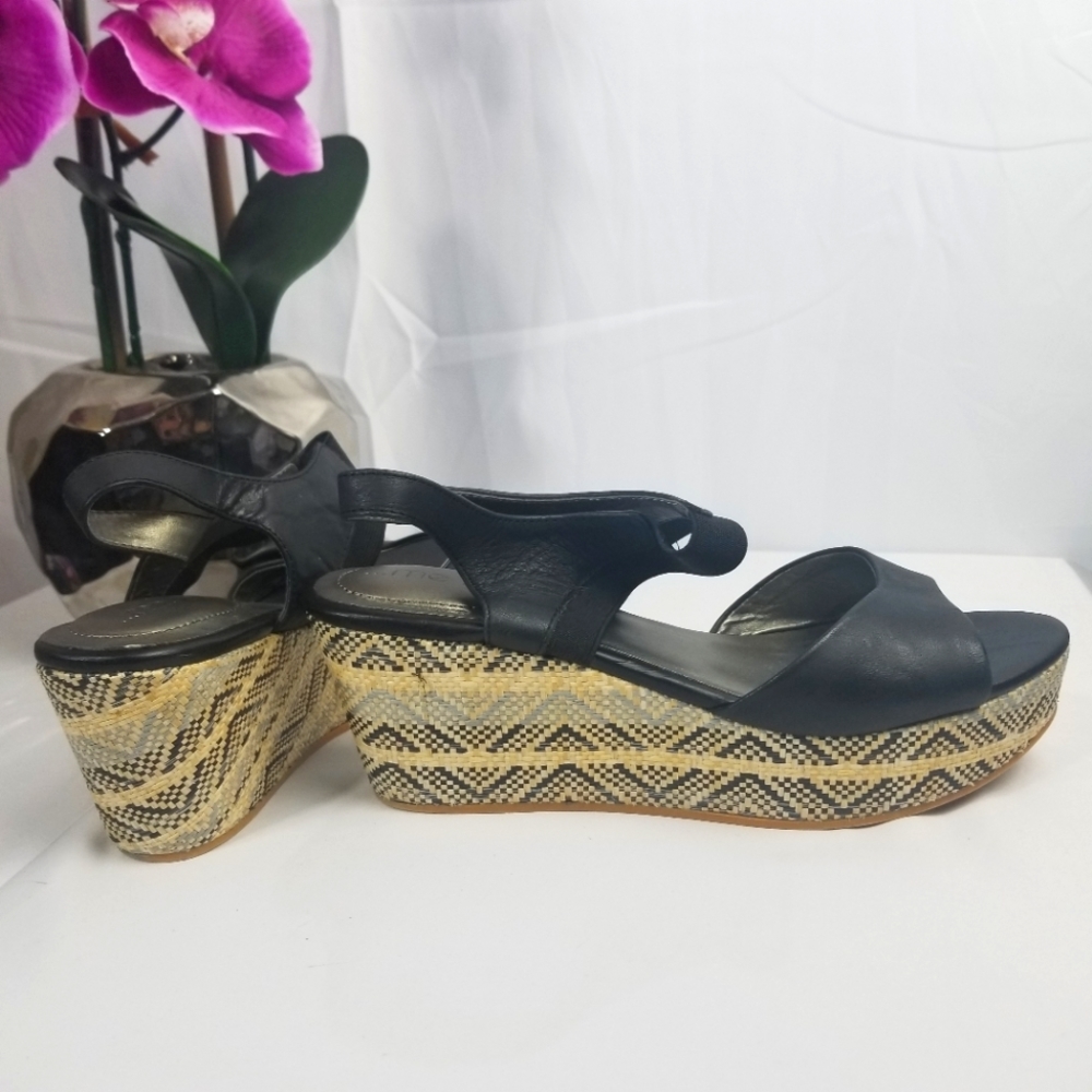 MeToo Leather Wedge Sandals